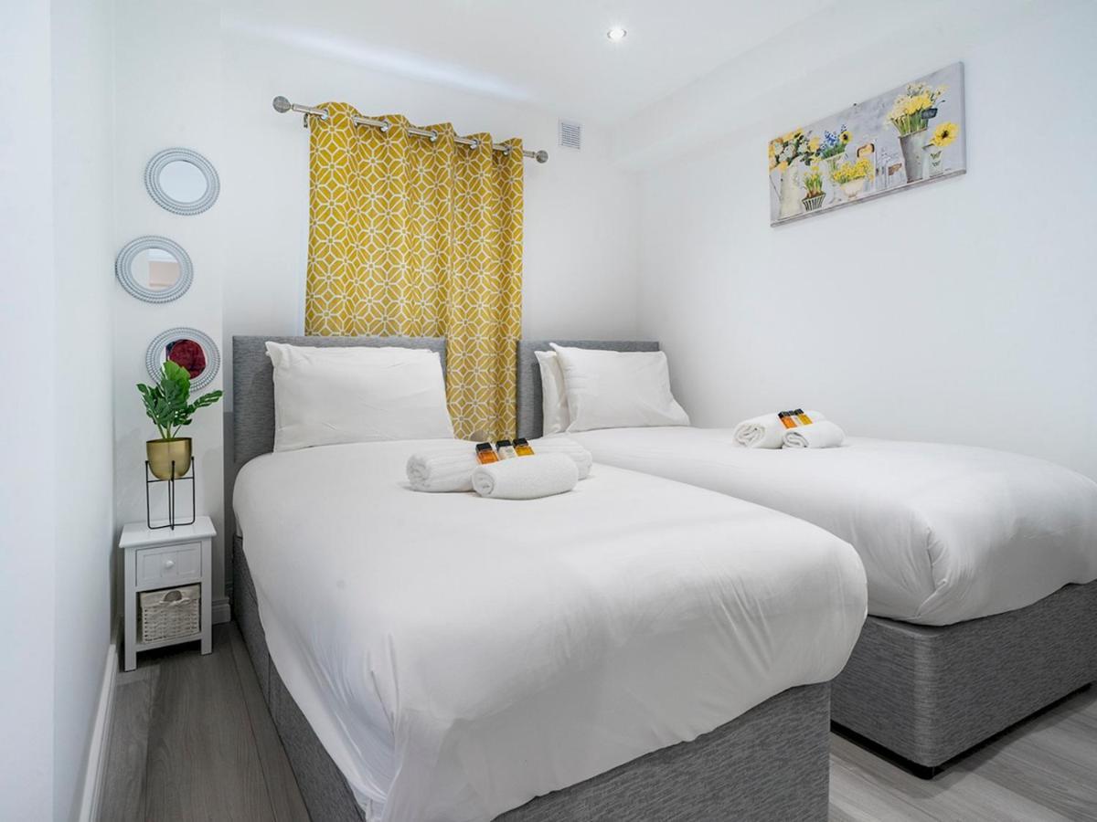 Pass The Keys - Bright & Airy 2Br 2Bath Apt In Perfect Location بلفاست المظهر الخارجي الصورة