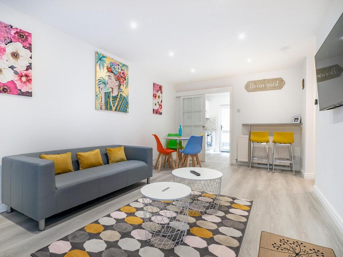 Pass The Keys - Bright & Airy 2Br 2Bath Apt In Perfect Location بلفاست المظهر الخارجي الصورة