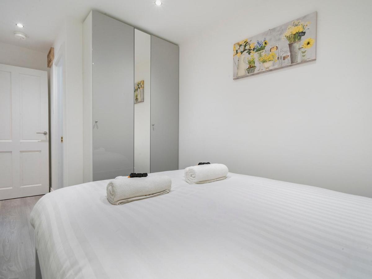 Pass The Keys - Bright & Airy 2Br 2Bath Apt In Perfect Location بلفاست المظهر الخارجي الصورة